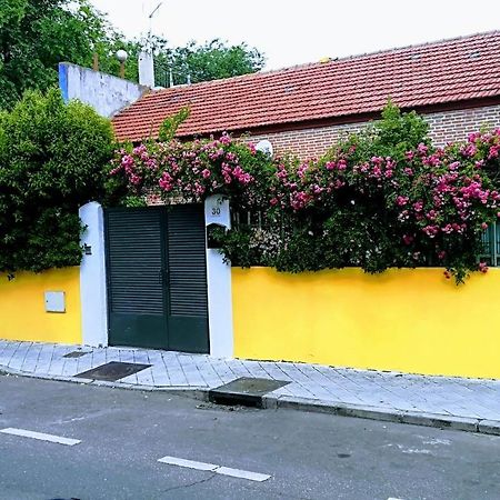 Villa "Luna De Segovia" Leganés Exterior foto