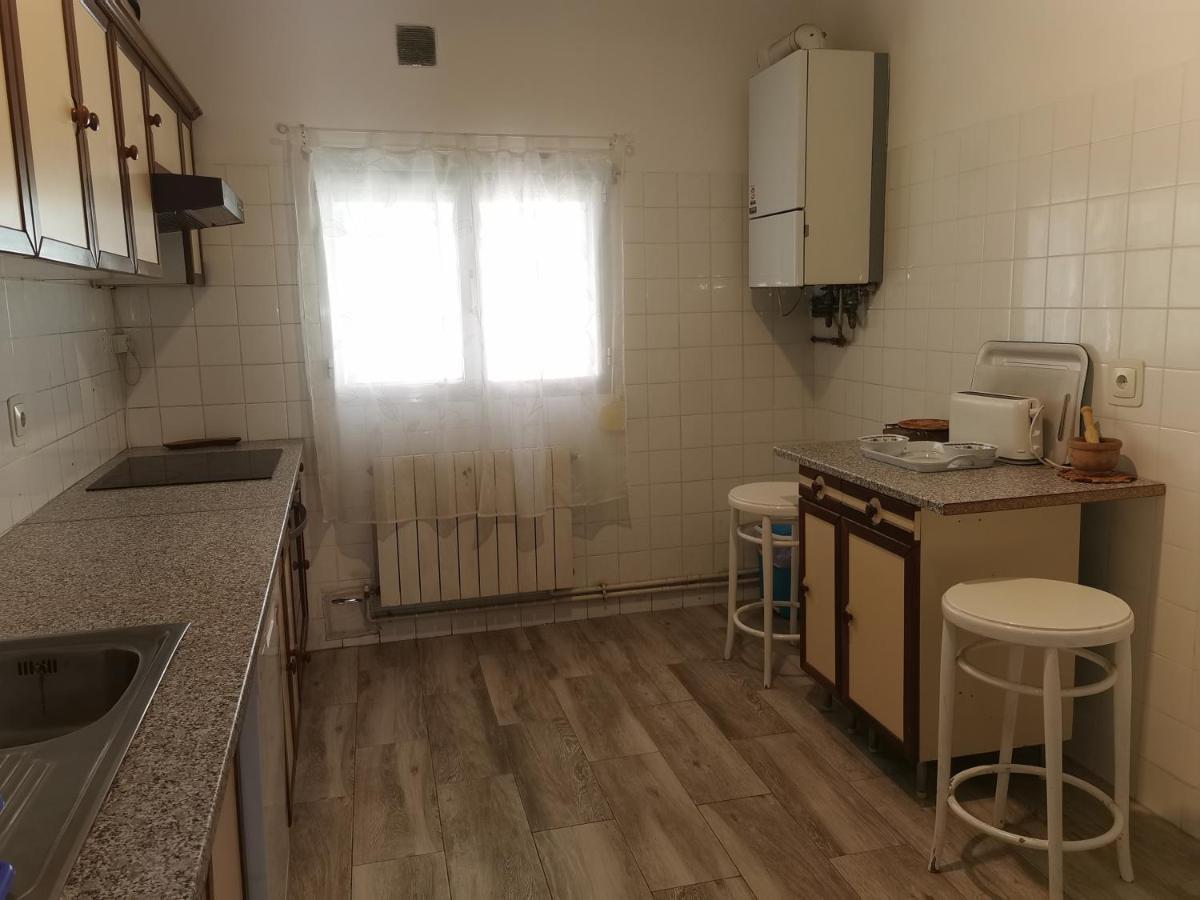 Villa "Luna De Segovia" Leganés Exterior foto